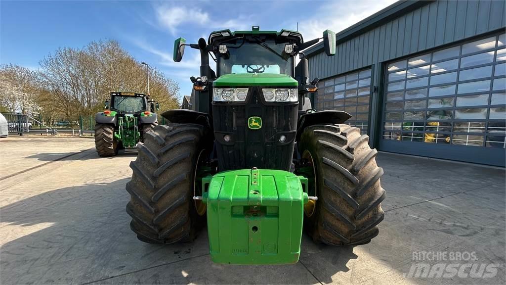 John Deere 7R350 Další