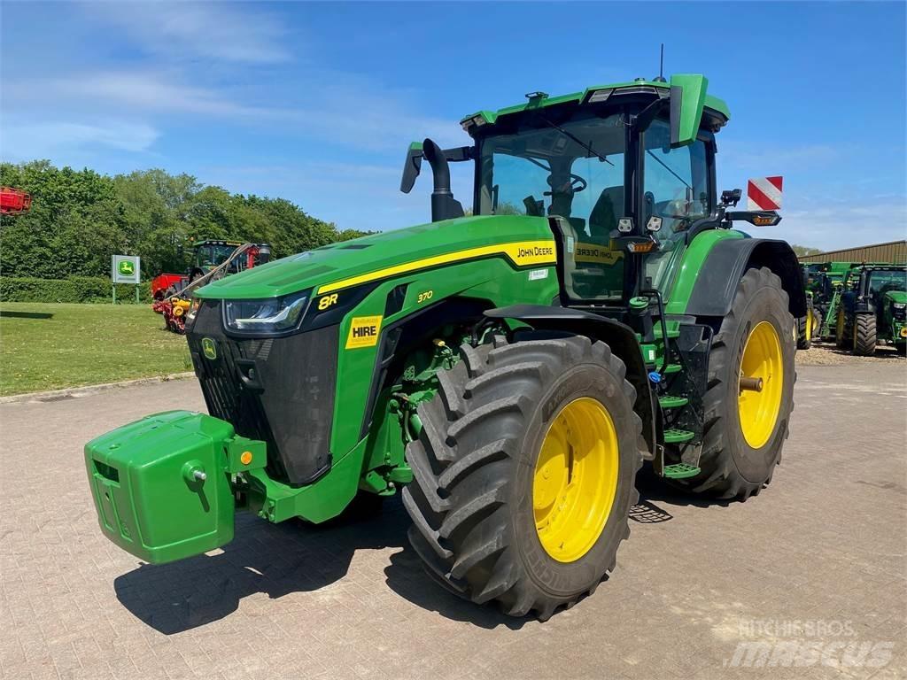 John Deere 8R370 Další