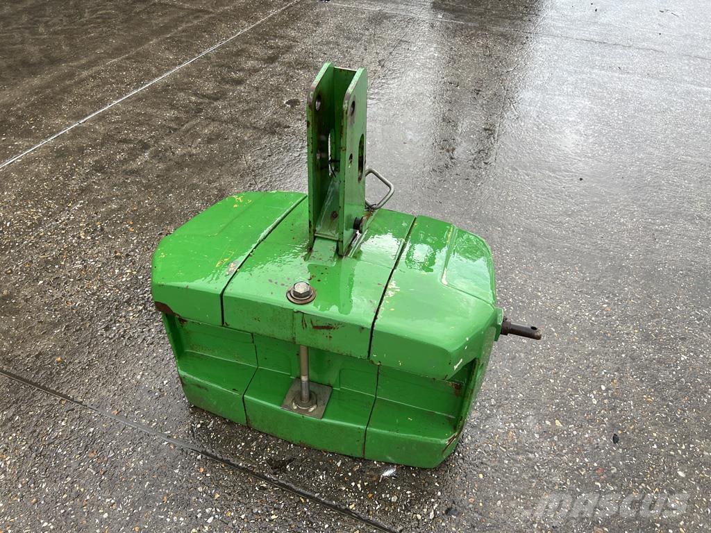 John Deere 900KG Další