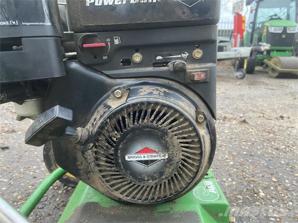 John Deere D45C Půdní rozrušovače