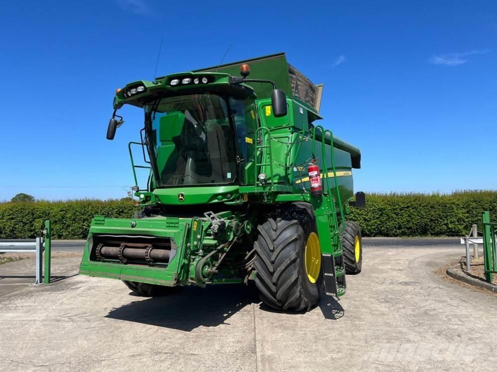 John Deere T670HM Sklízecí mlátičky