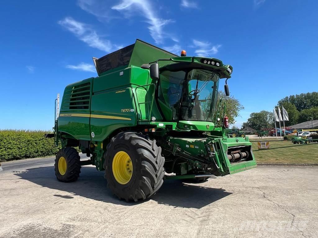 John Deere T670HM Sklízecí mlátičky