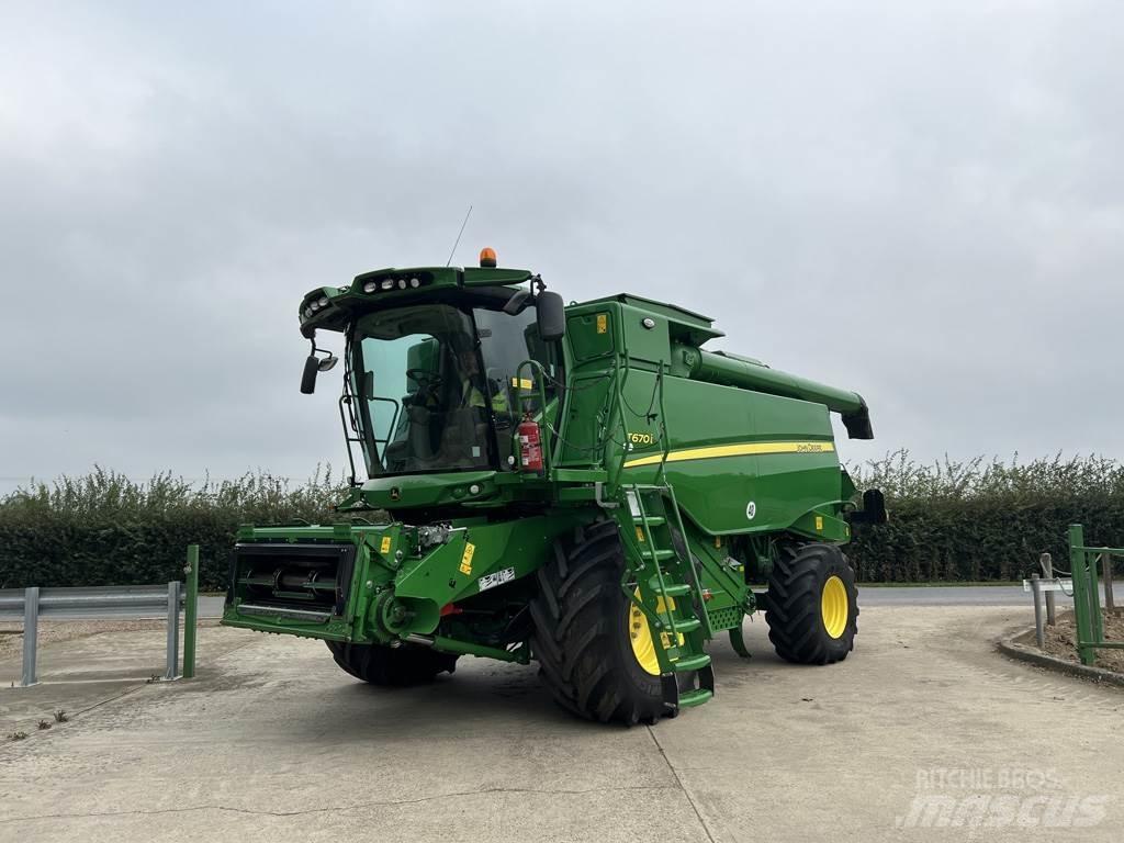 John Deere T670I Sklízecí mlátičky