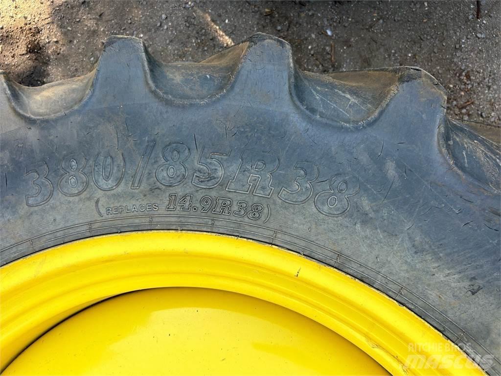 John Deere TYRES Další
