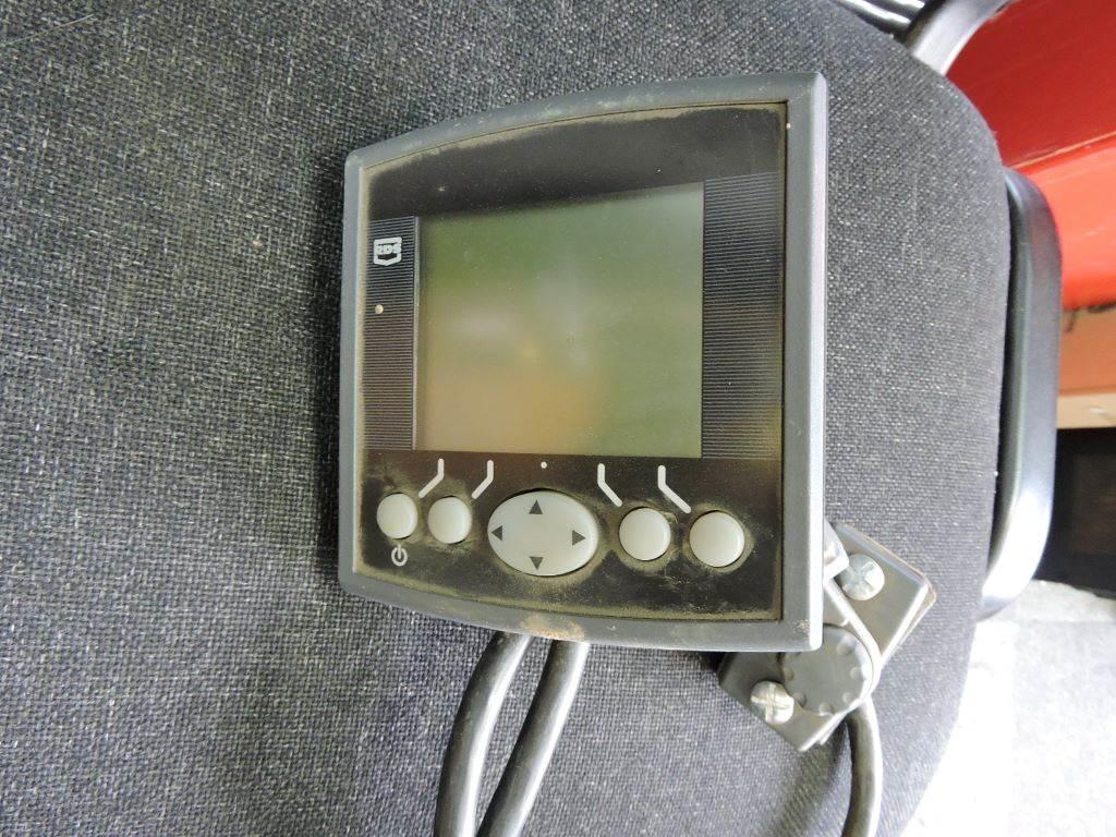 Krm 2713 Mechanické secí stroje