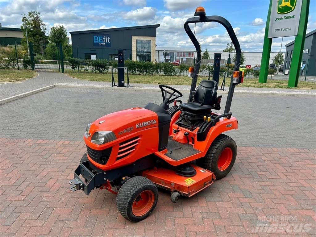 Kubota BX2350 Kompaktní traktory