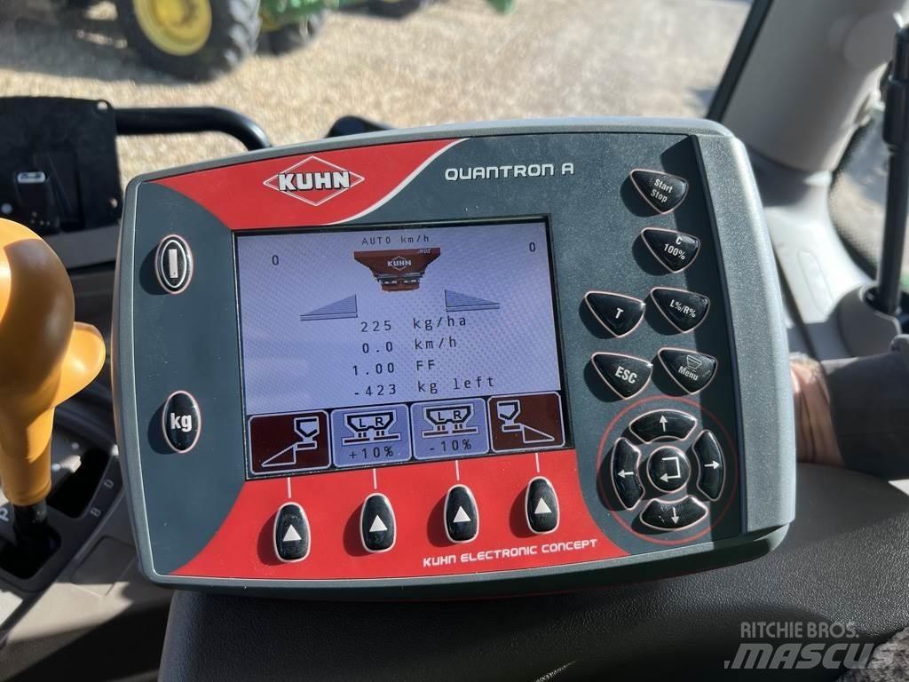 Kuhn 40.2W Rozmetadlo minerálních hnojiv