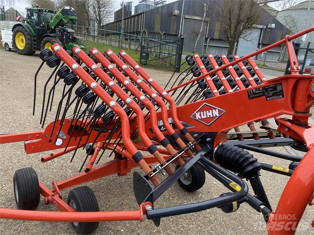 Kuhn GA4431 Obraceče a shrabovače sena