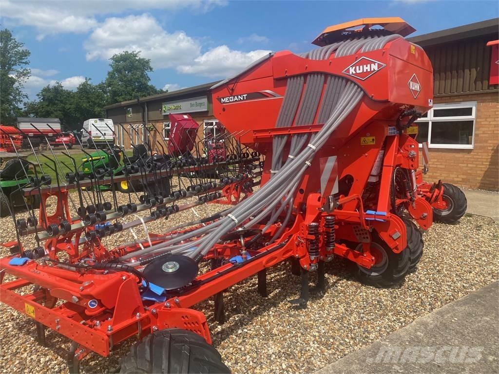 Kuhn MEGANT 602R Mechanické secí stroje