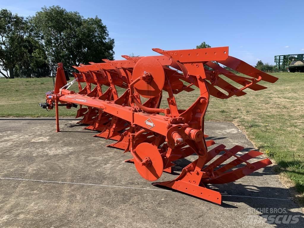 Kuhn MM153 Oboustranné pluhy