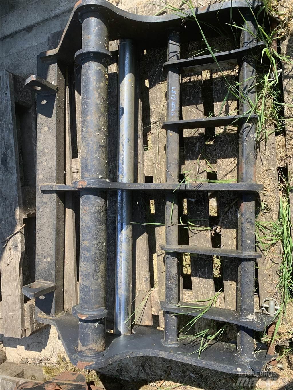Manitou HEADSTOCK Teleskopické nakladače pro zemědělství