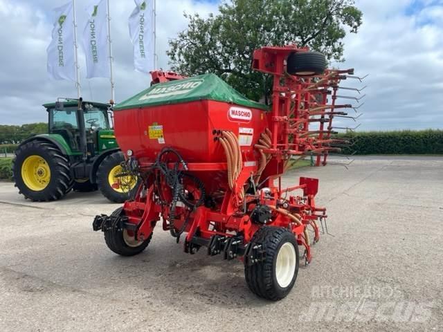 Maschio PRIMAVERA Mechanické secí stroje