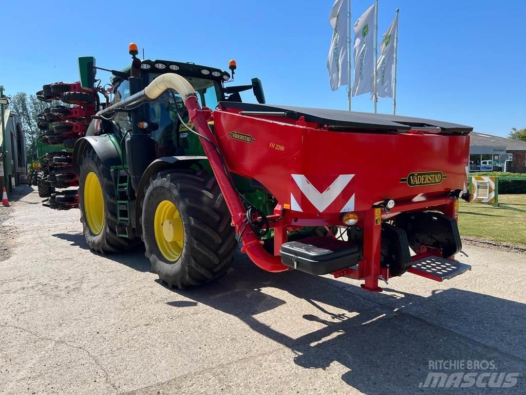 Väderstad TPV12 Mechanické secí stroje