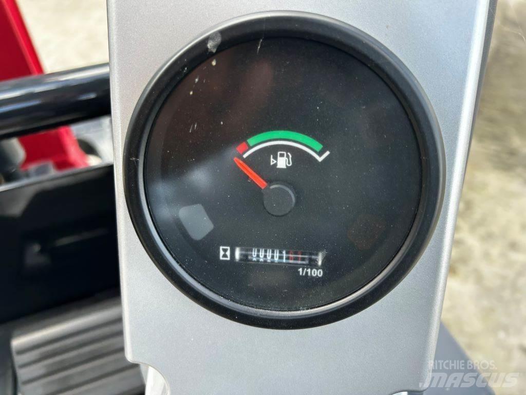 Yanmar SV15VT Midi rýpadla 7t - 12t