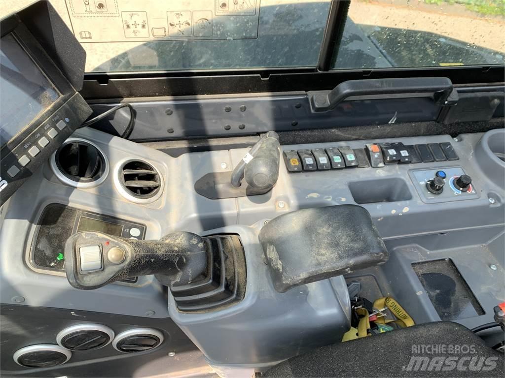 Yanmar SV60-B Midi rýpadla 7t - 12t