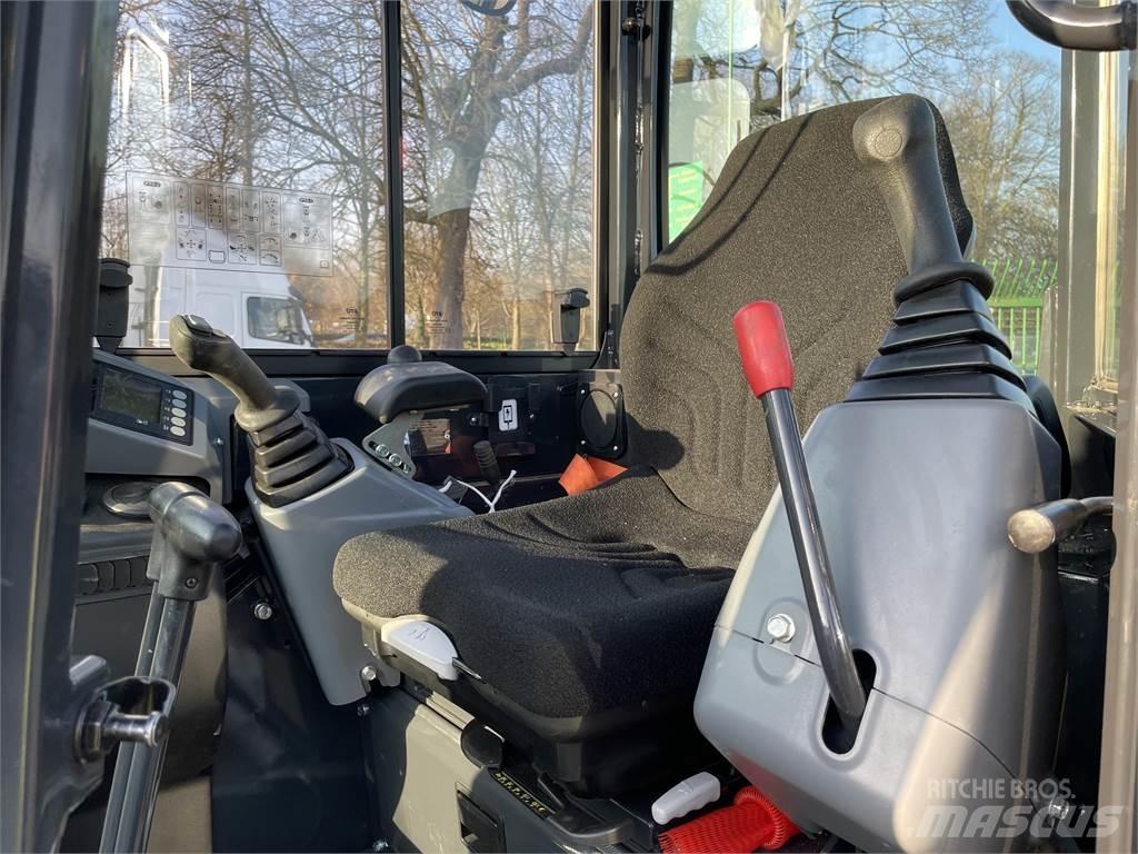 Yanmar VIO26-6 Midi rýpadla 7t - 12t