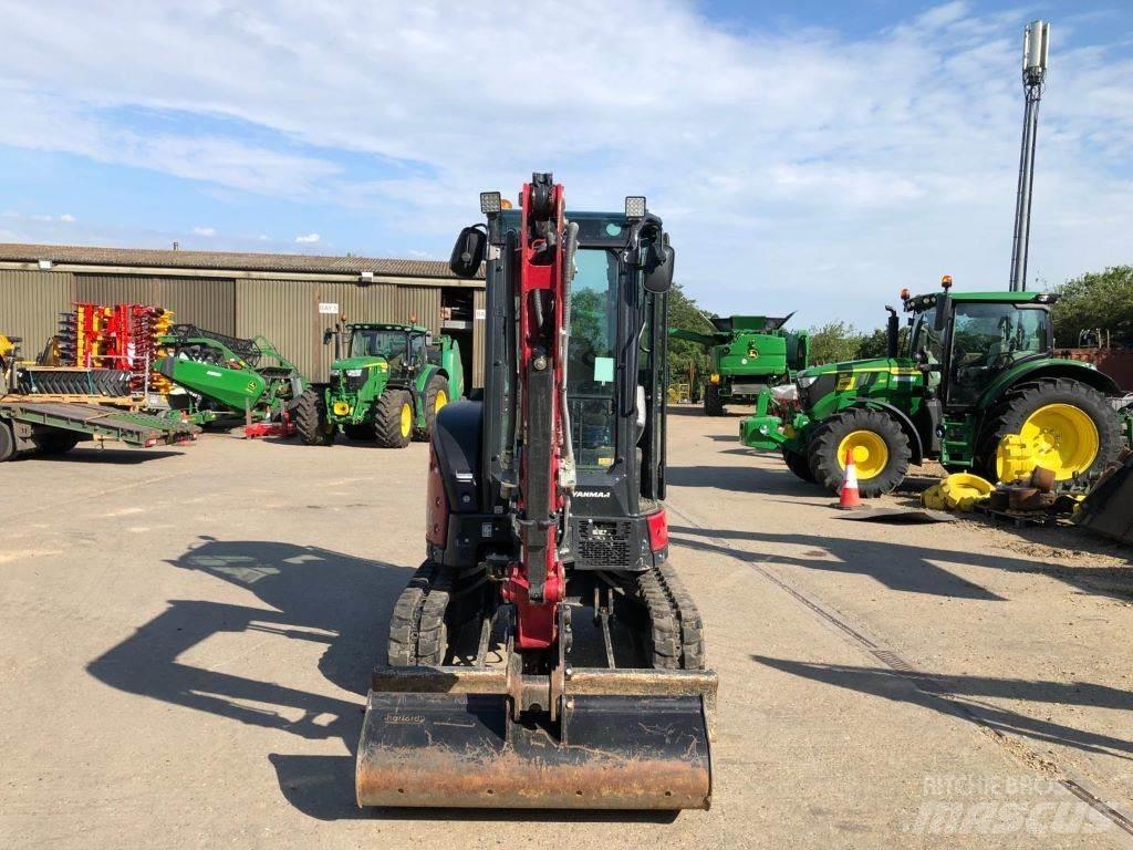 Yanmar VIO26-6 Midi rýpadla 7t - 12t