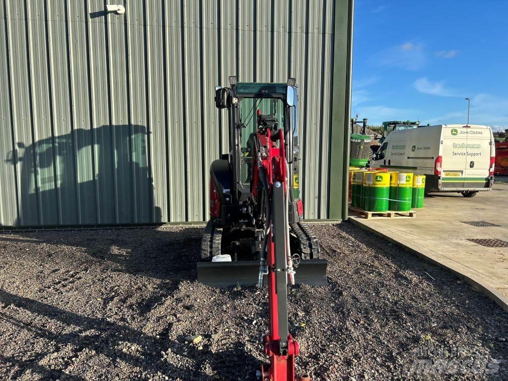 Yanmar VIO26-6 Midi rýpadla 7t - 12t