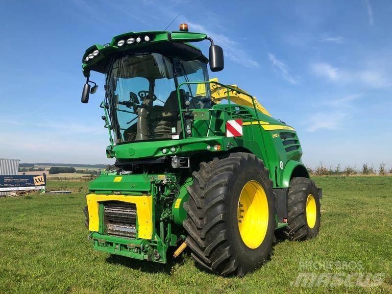 John Deere 8600 Další