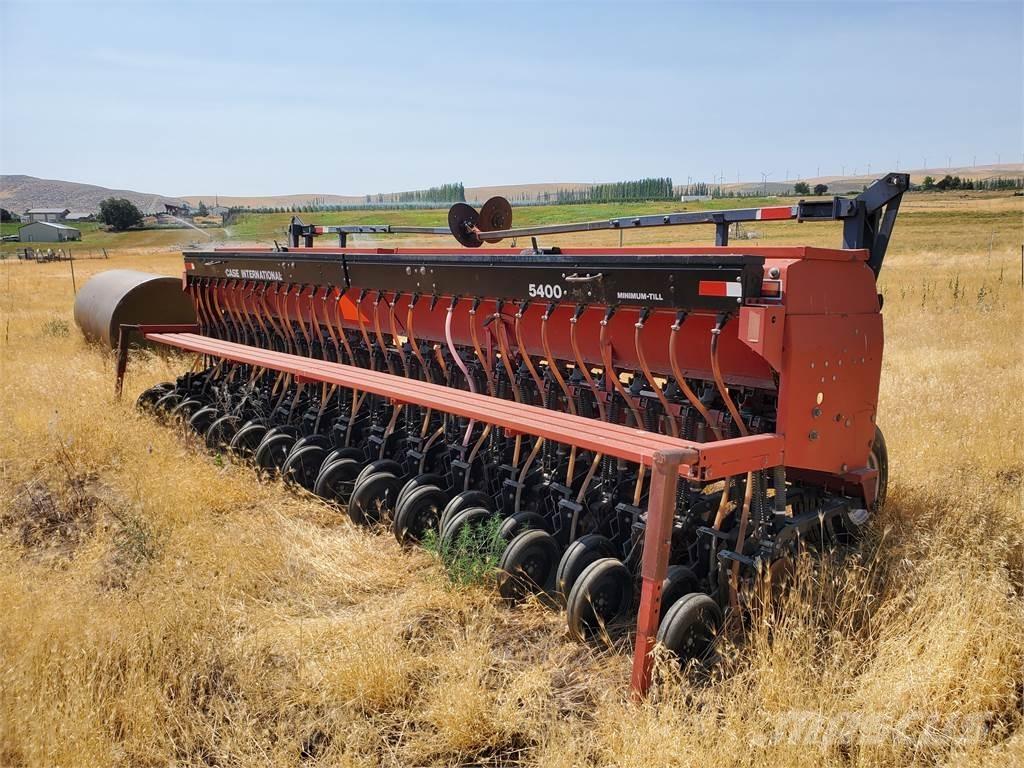 CASE 5400 Další secí stroje a příslušenství