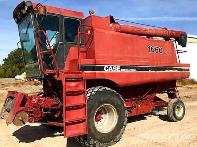 Case IH 1660 Sklízecí mlátičky