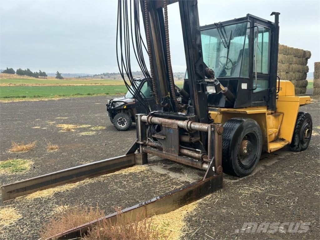 Hyster H210XL Čelisti na balíky
