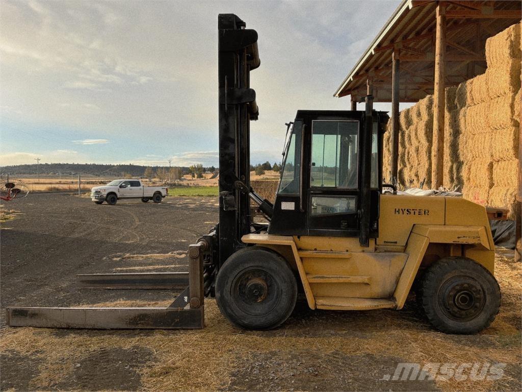 Hyster H210XL Čelisti na balíky