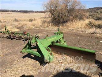 John Deere  Smyky