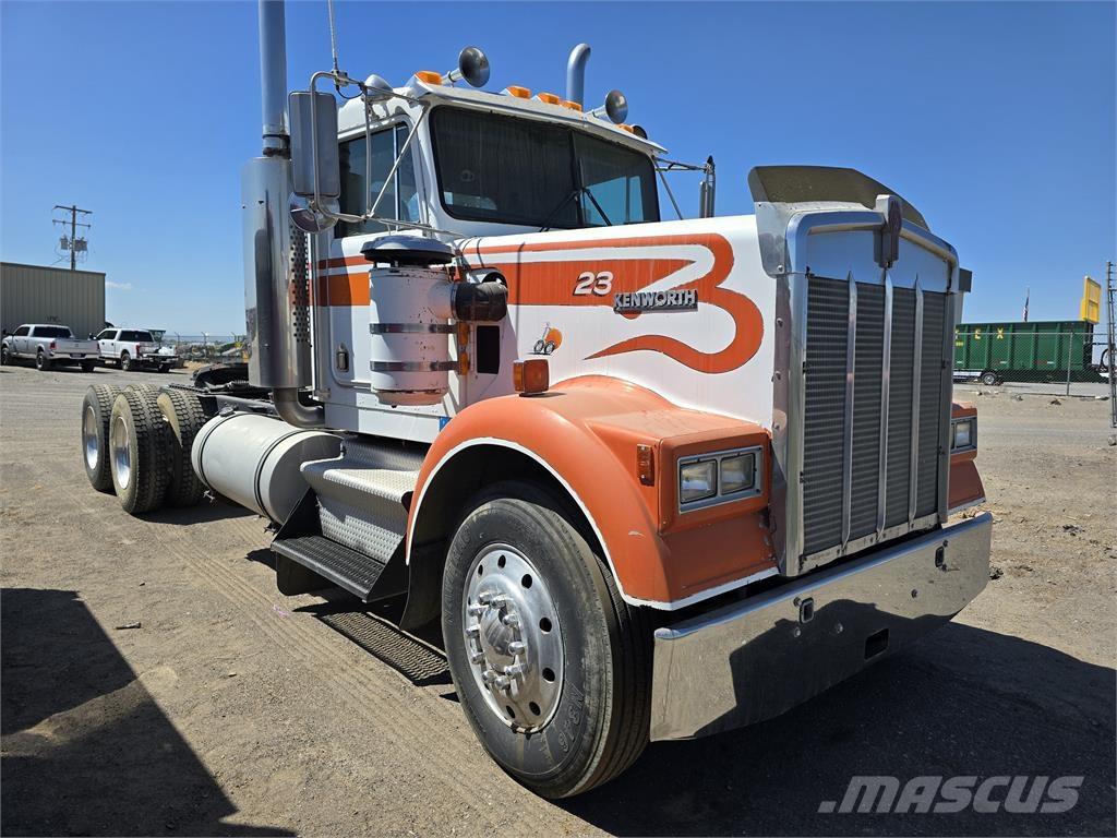 Kenworth W900 Další