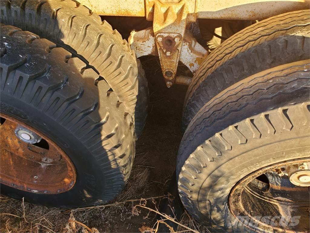  Unknown 30' Další přívěsy