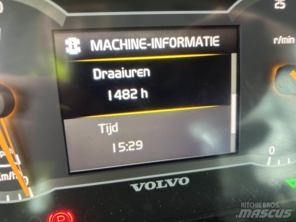 Volvo L90H Kolové nakladače