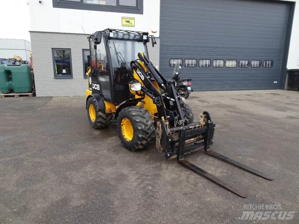 JCB 403 Kolové nakladače