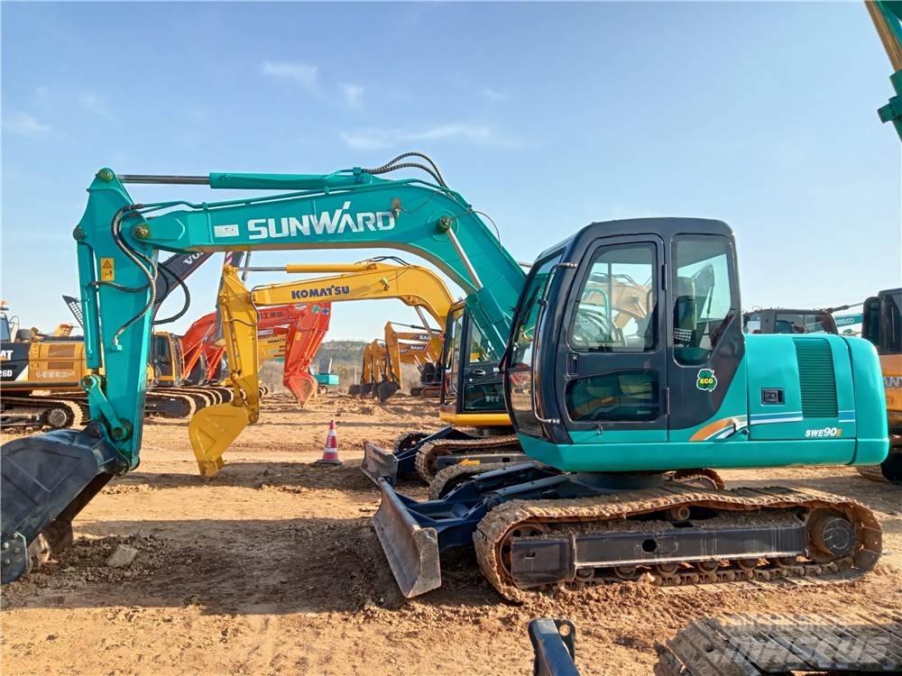 Sunward SWE90E Midi rýpadla 7t - 12t