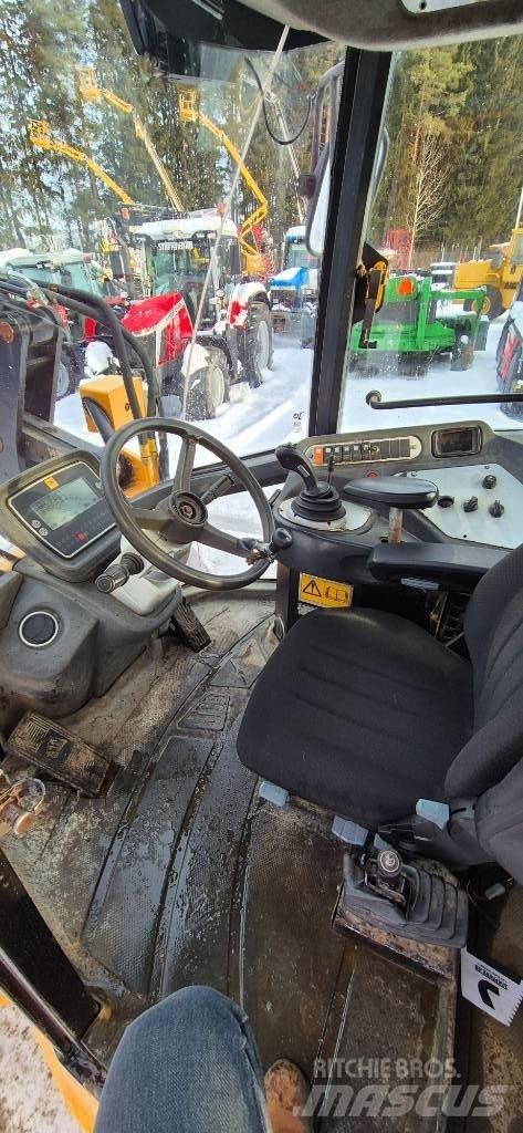 JCB 426 Kolové nakladače