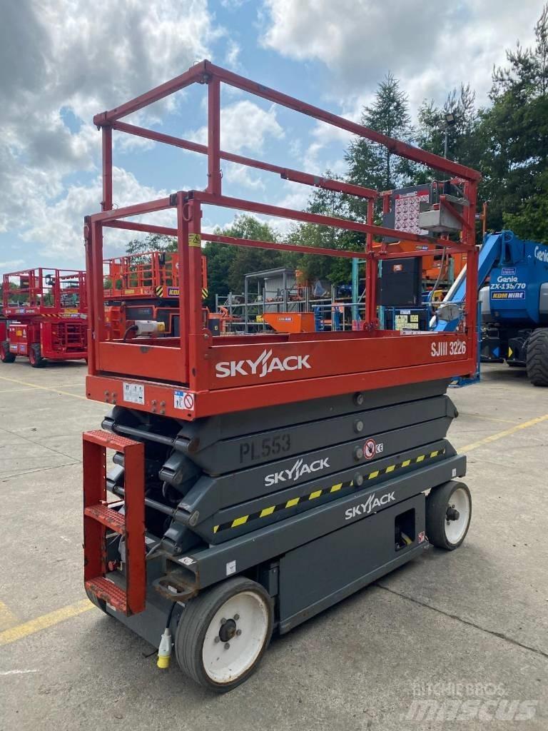 SkyJack SJ 3226 Nůžková zvedací plošina