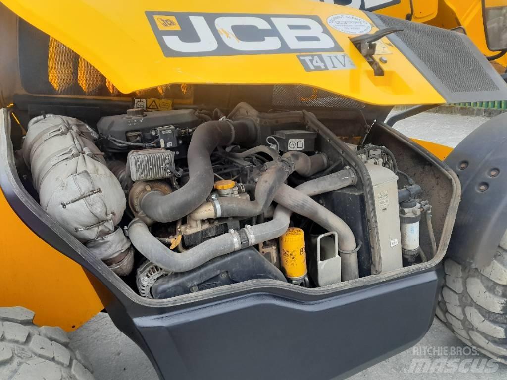 JCB 536-60 Teleskopické manipulátory
