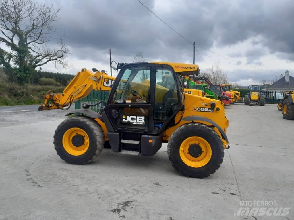 JCB 536-60 Teleskopické manipulátory