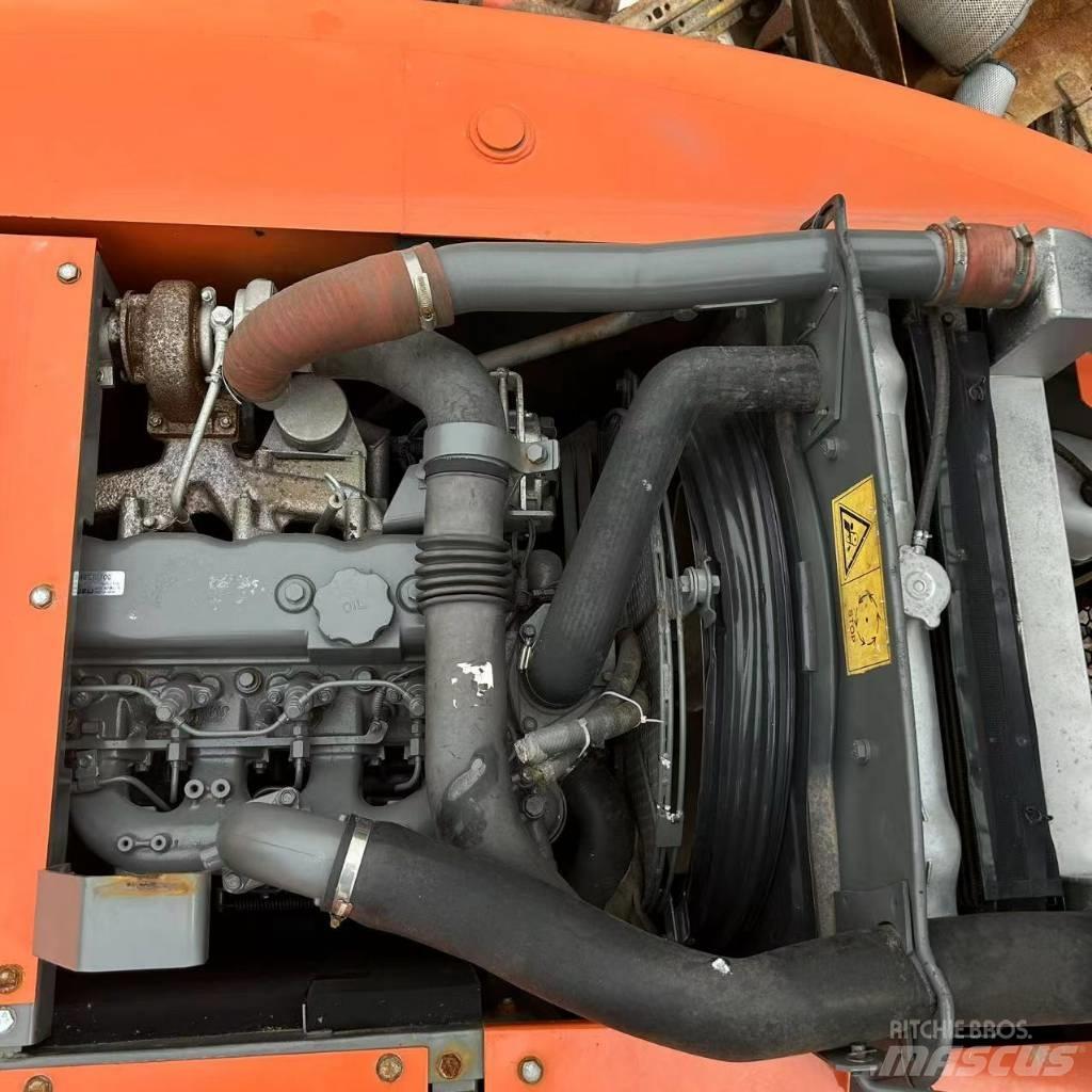 Hitachi ZX 120 Pásová rýpadla
