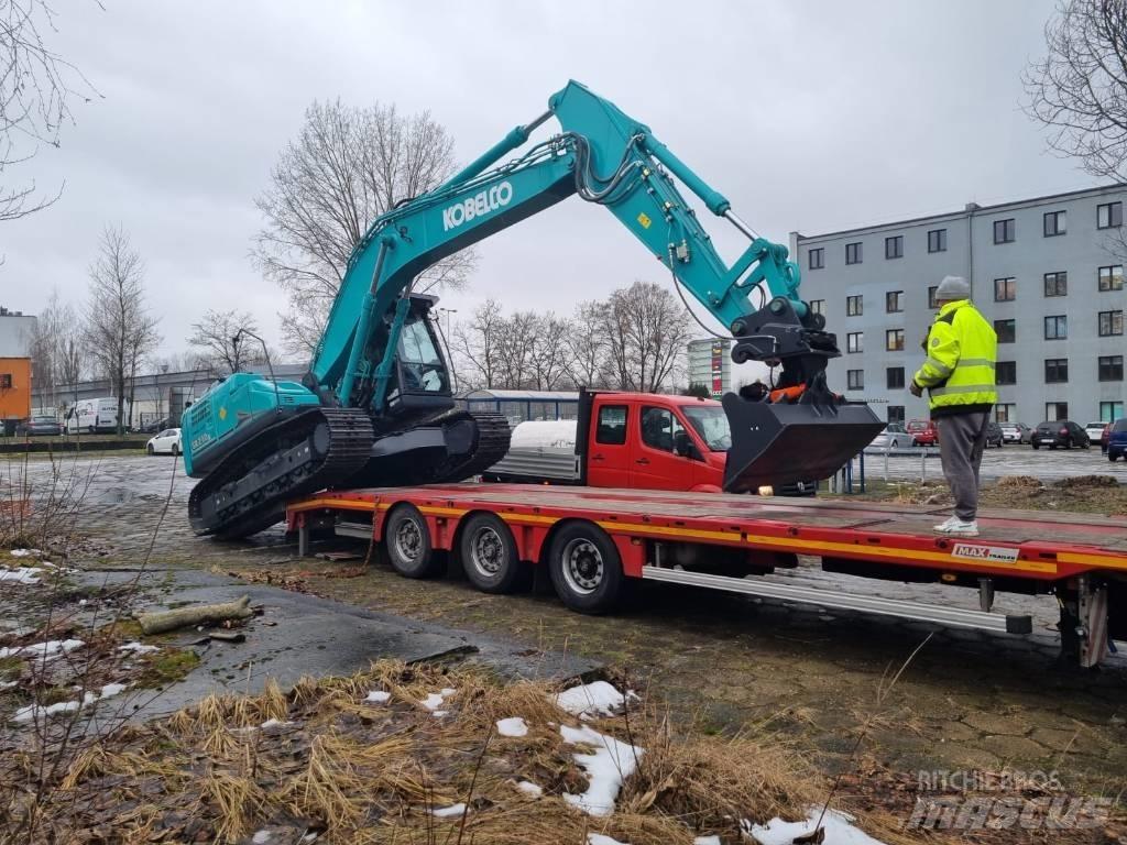 Kobelco SK 210 LC-11 Pásová rýpadla
