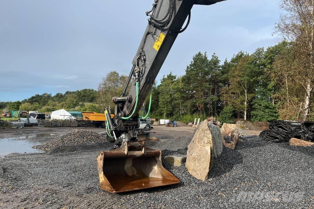 Volvo EC 220 DL Pásová rýpadla