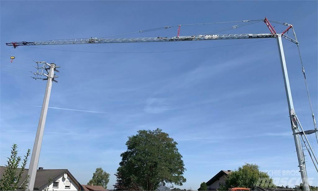  ?? DB 747 Stavební jeřáby