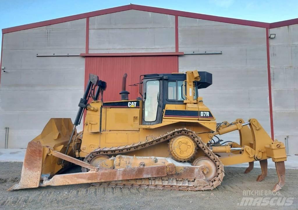 CAT D7R SERIE 2 Pásové dozery