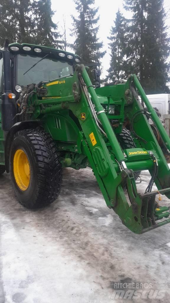 John Deere 6130R Traktory