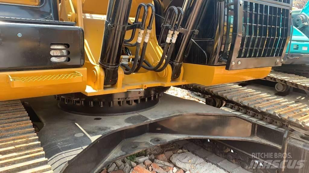 CAT 329 D L Pásová rýpadla