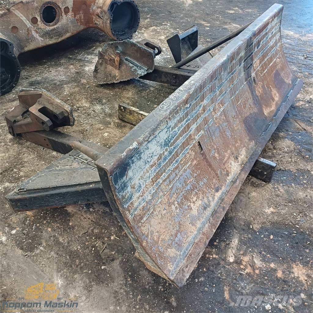 Komatsu 840tx Další komponenty