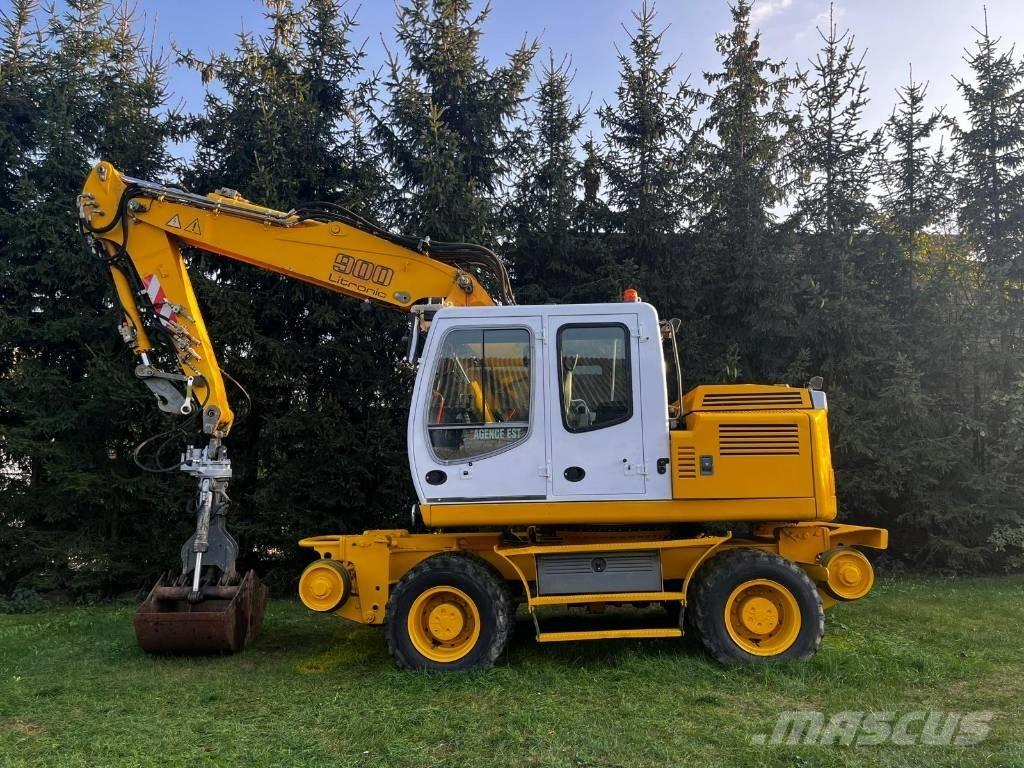 Liebherr A 900 C ZW Kolová rýpadla