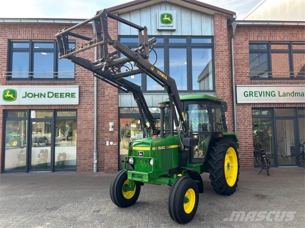 John Deere 1640 Traktory