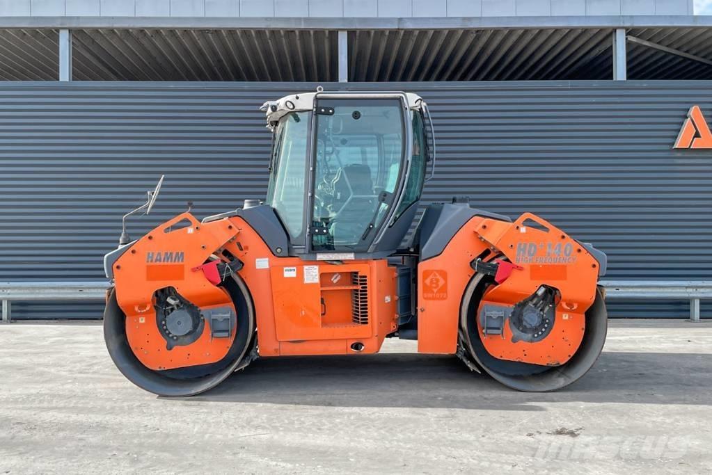 Hamm HD+ 140 VV-HV Tandemové válce