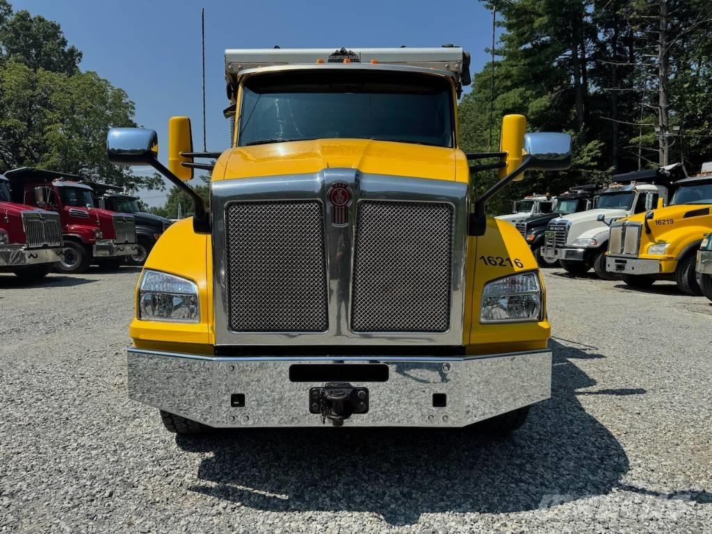 Kenworth T 880 Sklápěče