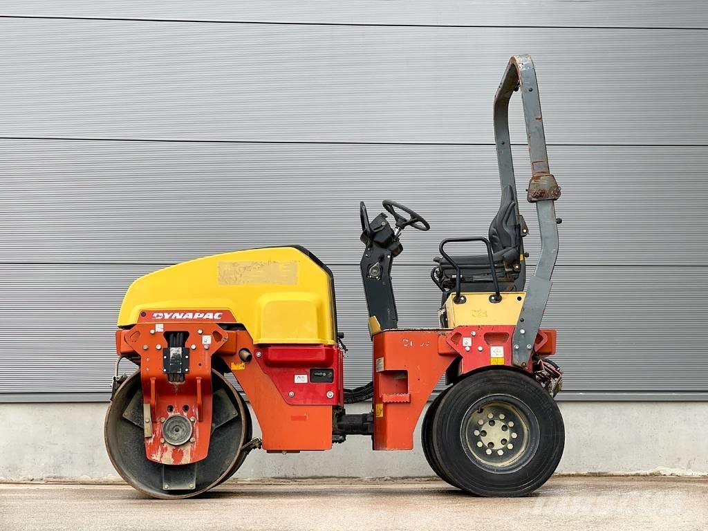 Dynapac CC1300C Kombinované válce